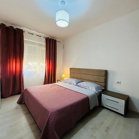 Grace's Centre Apartment Shkodër Extérieur photo
